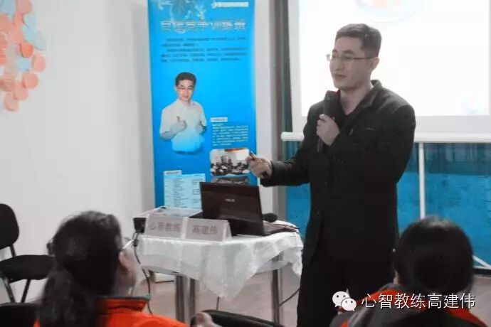 所谓的教育就是把一个人的内心真正引导出来，帮助他成长成自己的样子!