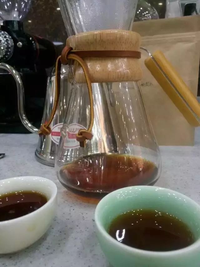 上海特色咖啡館推薦 -- 字裏行間