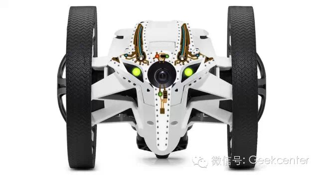 「全球酷玩精选」上蹿下跳的遥控车－Parrot Rolling Spider