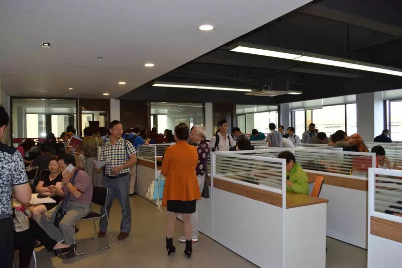 【世界银联与酩樽汇并购启动仪式暨新商业模式发布会】在上海隆重举行