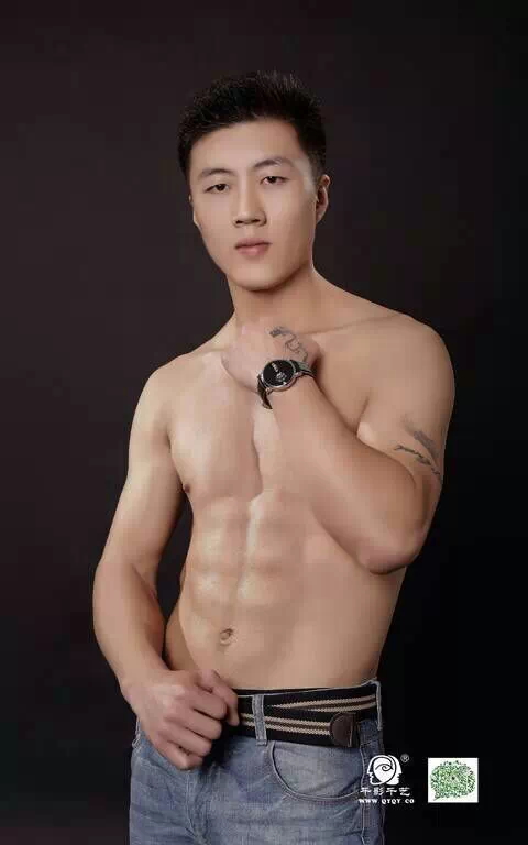 HOLD住冬季！暖男健身经让你享瘦冬季