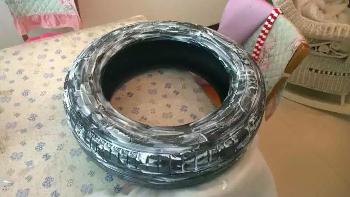 旧轮胎改造美美哒榻榻米沙发 - dss.2005 - dss.2005 欢迎您 旧轮胎改造美美哒榻榻米沙发 - dss.2005 - dss.2005 欢迎您