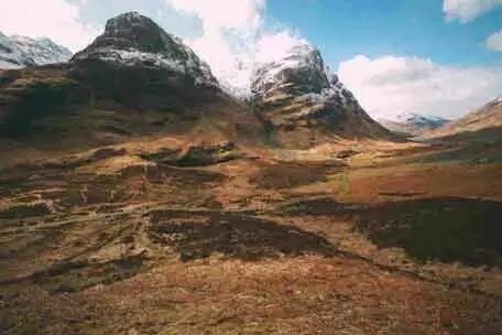 微信公众平台编辑器巍峨的山脉图文样式正文文章模板素材图片