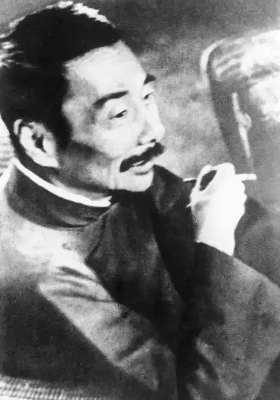 艺术家的润笔费 - 林夕逸尘 - 夕林阁