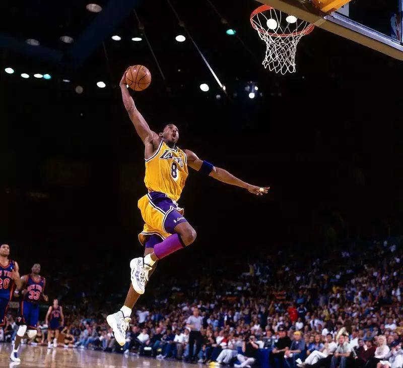 åçç§æ¯æé´ åå¿ä¼å¤§ä¼ å¥ Dear Kobe Bryant - I-SIZE - å®ä¹è¿å¨æ½®æµæåçæ å°º