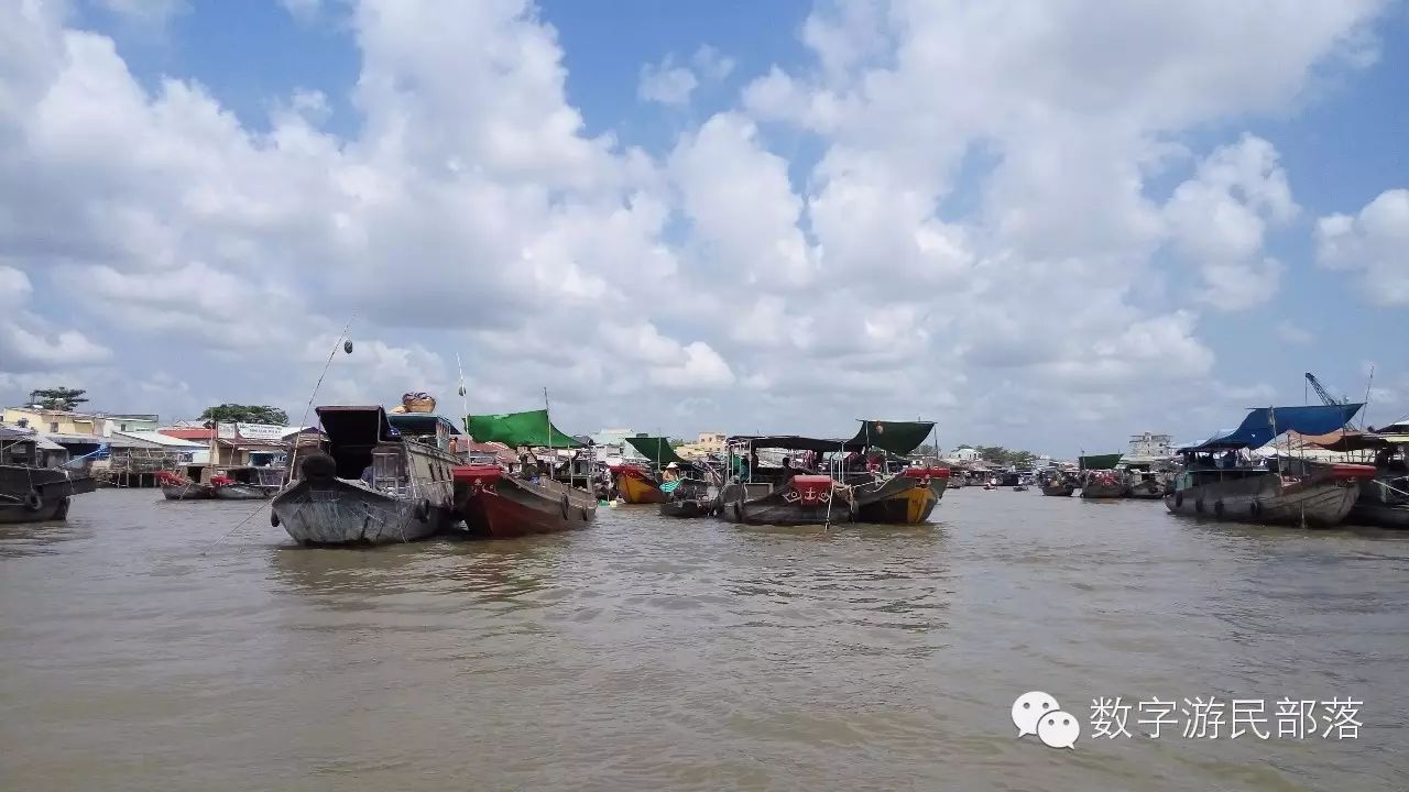 水上集市