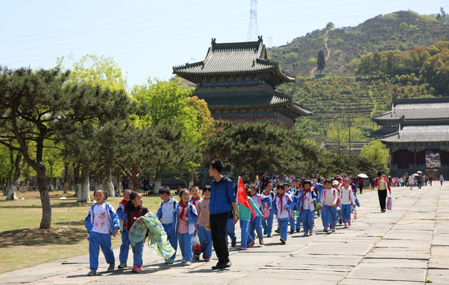 1000多名小学生来我馆体验武当太极拳