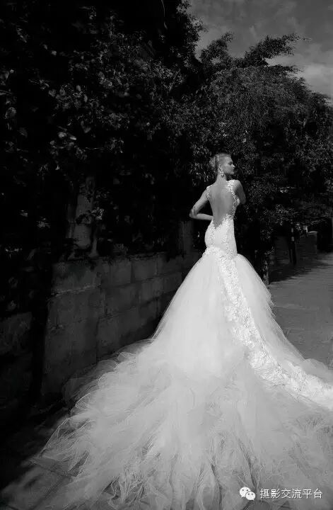 这才叫婚纱~美得我眼睛都没眨一下，大爱！