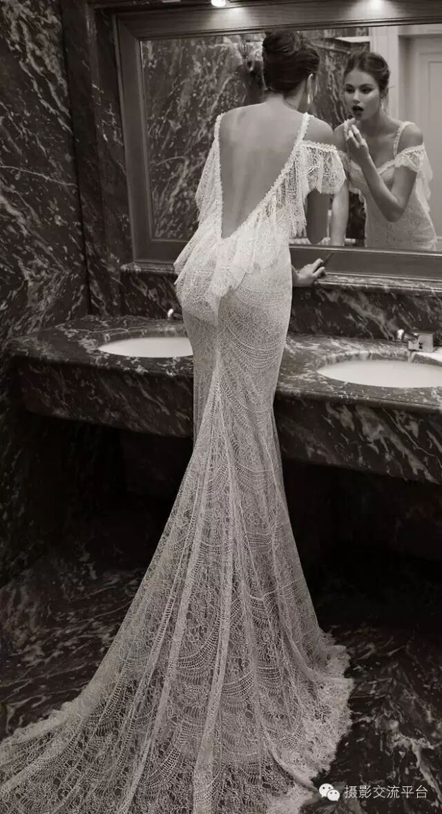 这才叫婚纱~美得我眼睛都没眨一下，大爱！