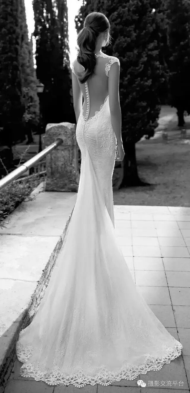 这才叫婚纱~美得我眼睛都没眨一下，大爱！
