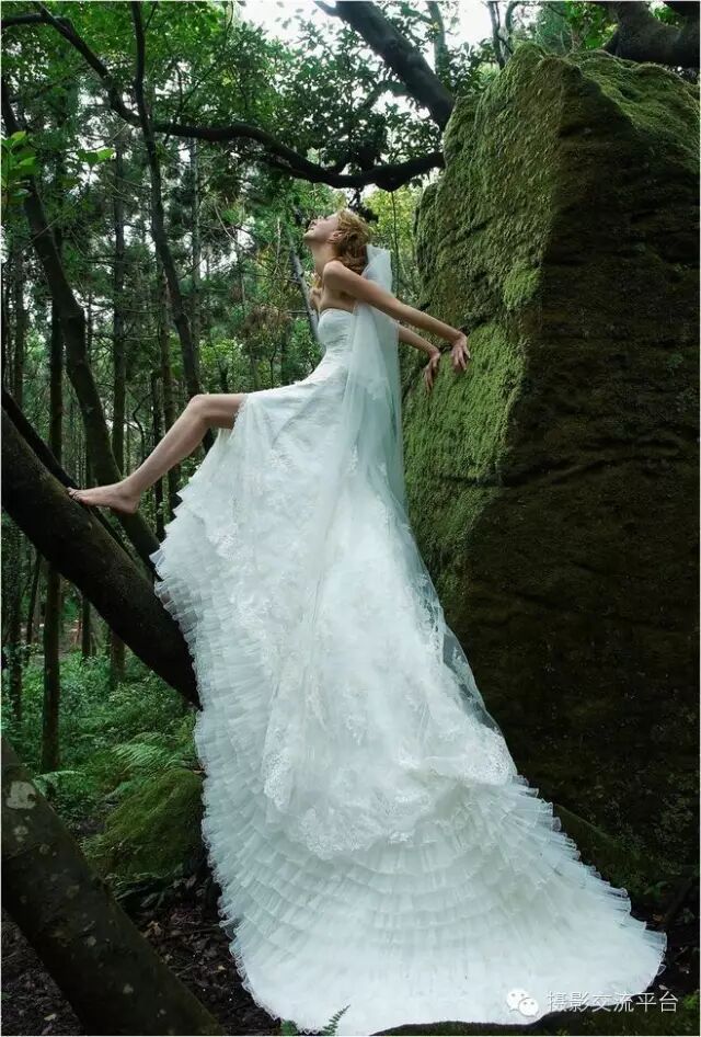 这才叫婚纱~美得我眼睛都没眨一下，大爱！