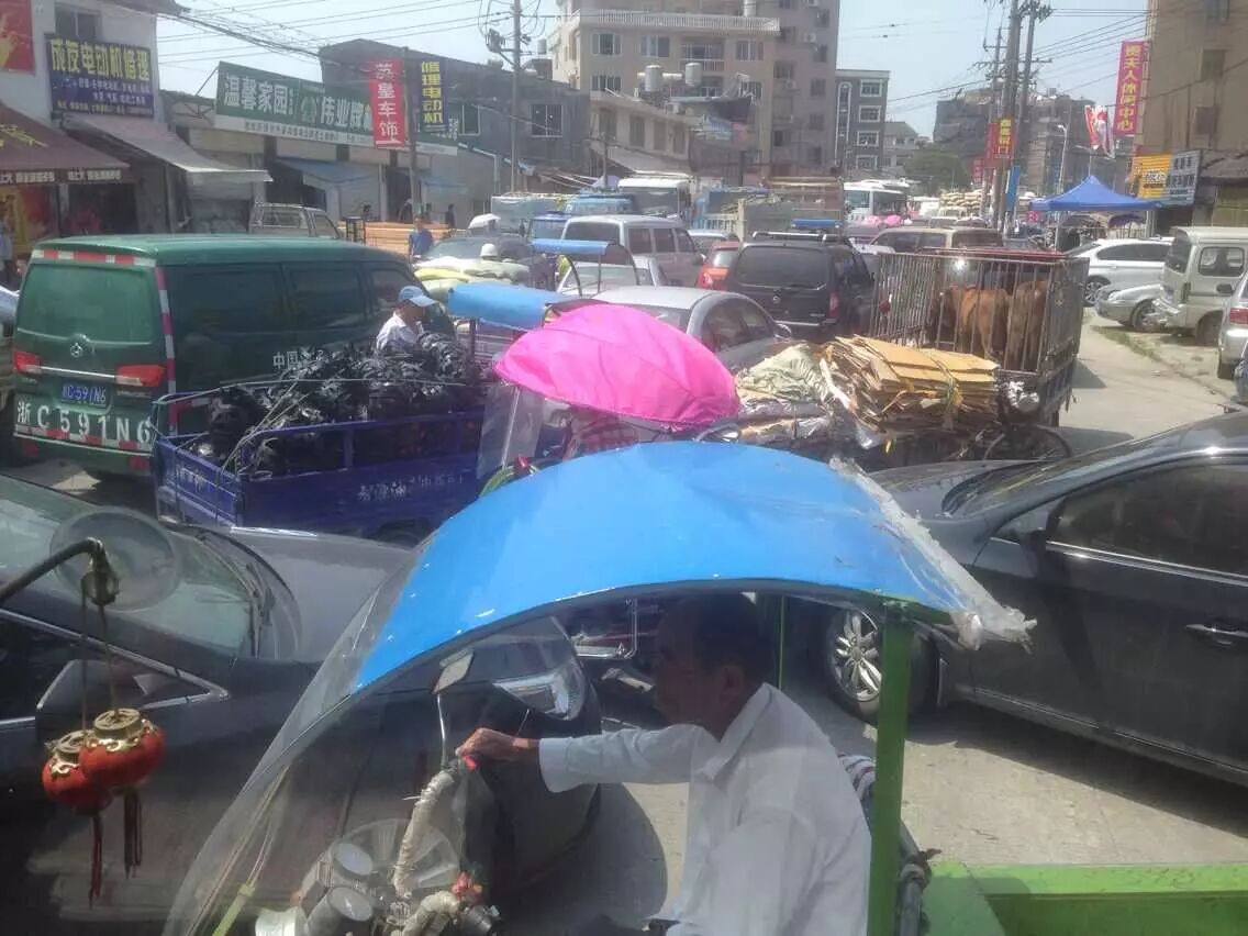 �����ϰ��� ����ʩ��·�� ����³�