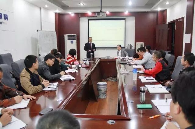 精誠協作、互助共進——華隆塗料召開“2016年營銷分享會”"
110791"