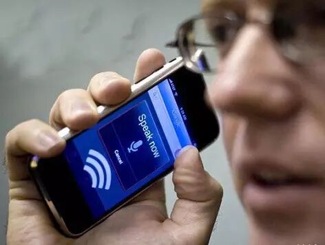 拉里·佩奇：创新必须强迫自己着眼于未来