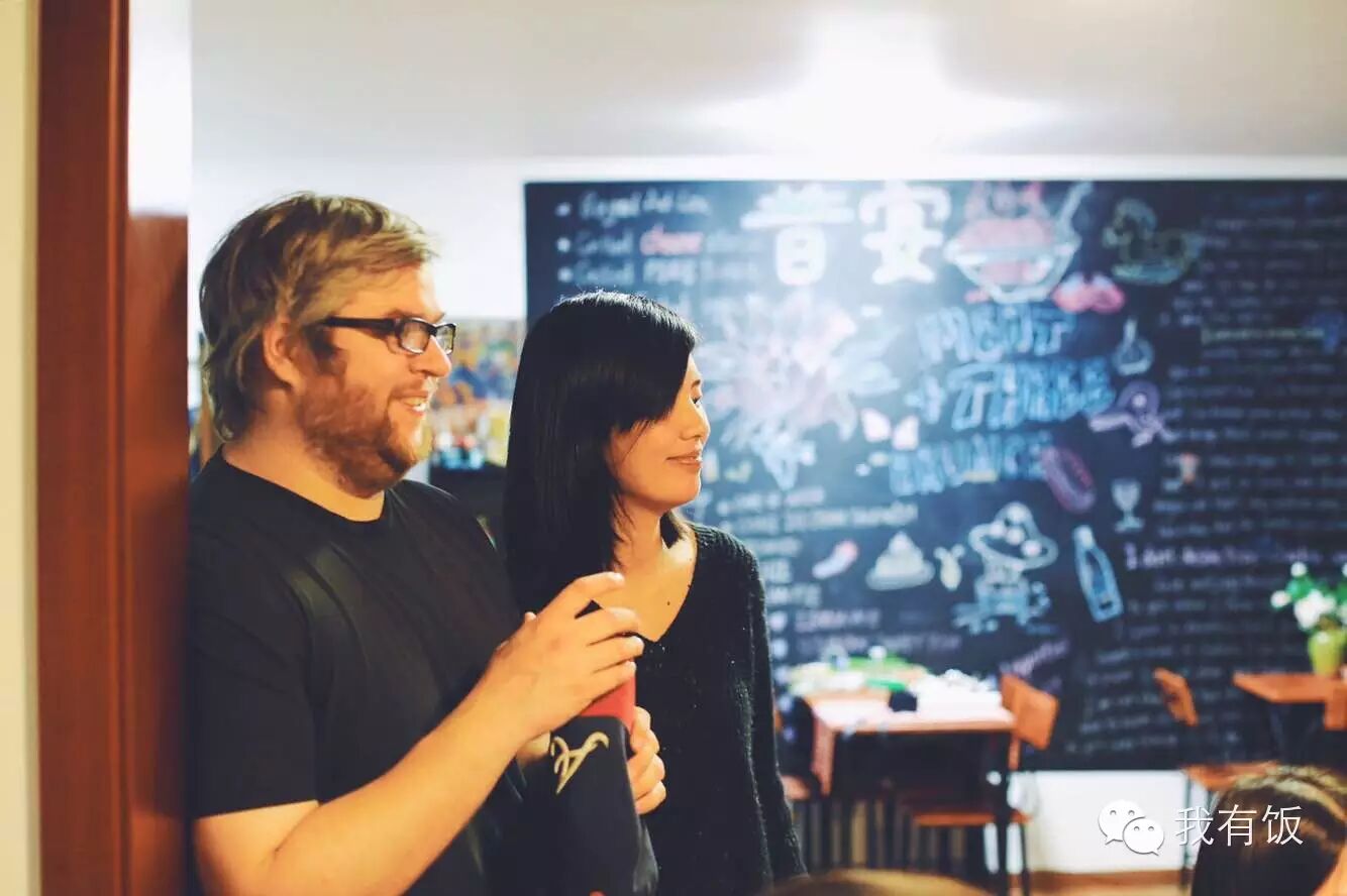 为了亲爱的，他成了京城最会做饭的美国男人