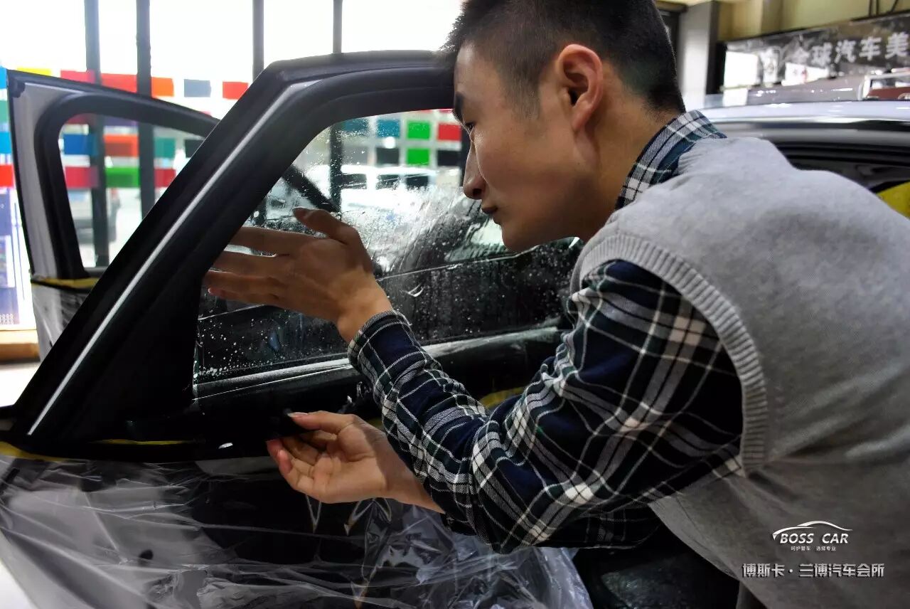 博斯卡案例分享:奧迪A4貼歐帕斯太陽膜