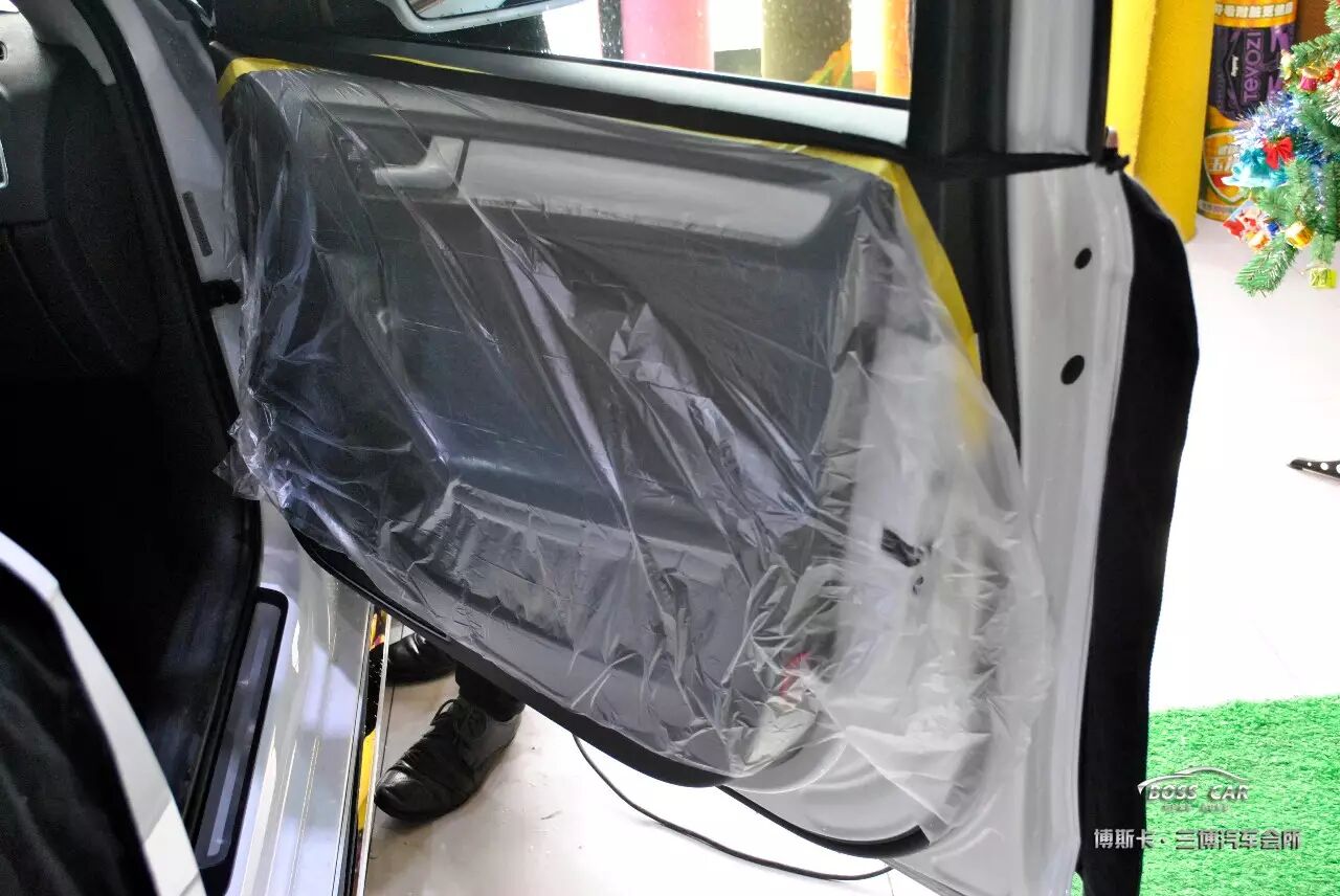 博斯卡案例分享:奧迪A4貼歐帕斯太陽膜