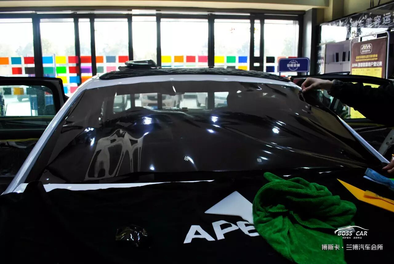 博斯卡案例分享:奧迪A4貼歐帕斯太陽膜