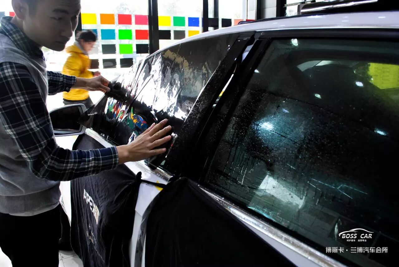 博斯卡案例分享:奧迪A4貼歐帕斯太陽膜