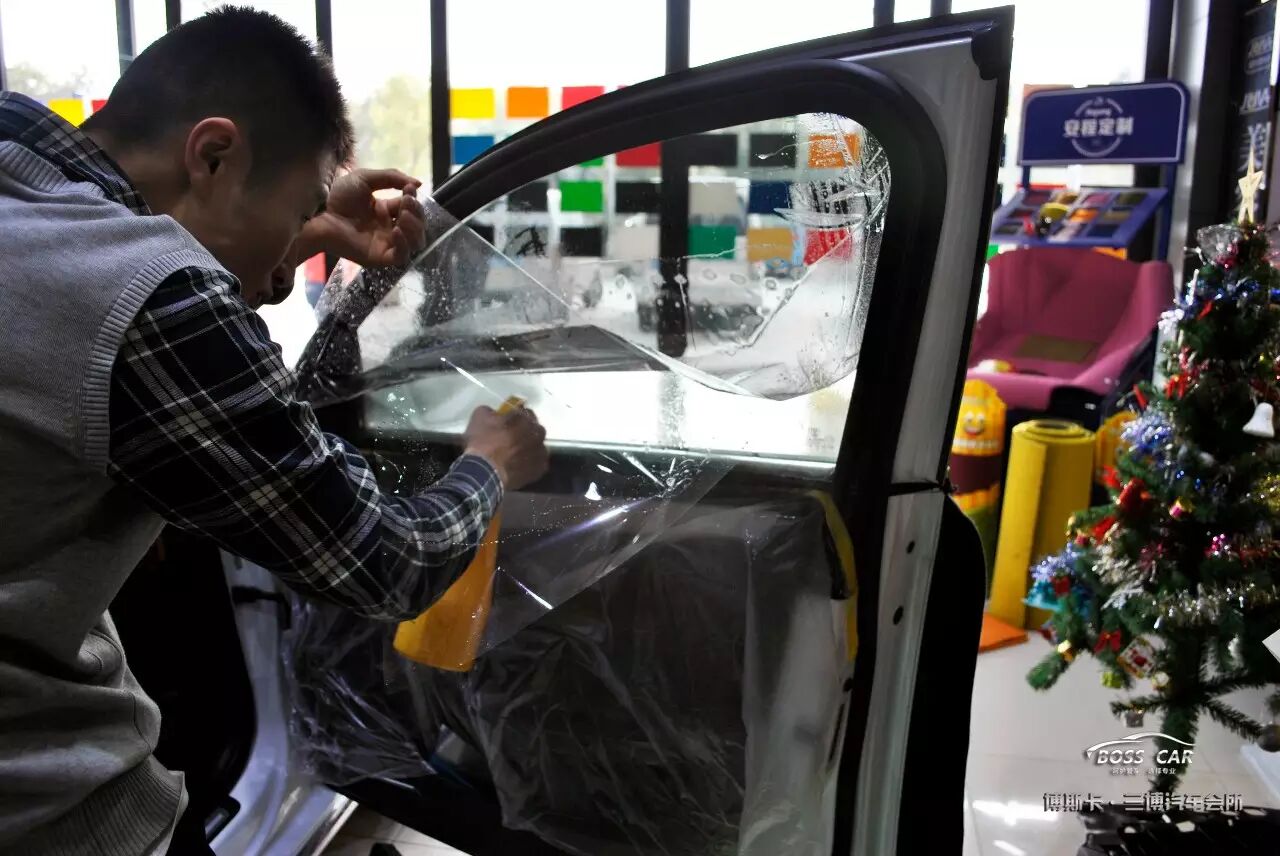 博斯卡案例分享:奧迪A4貼歐帕斯太陽膜