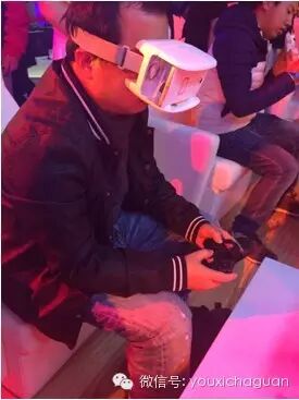 新游手柄携手《全民超神》亮相联想乐檬蚁视VR发布会