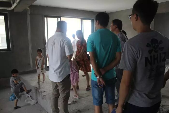 �������ߵ����ڹ�����Բ��������