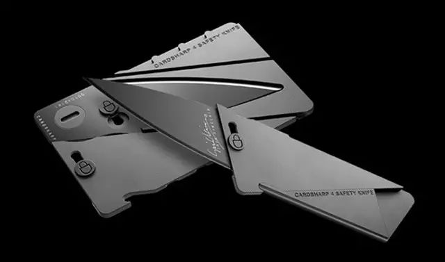 IAINSinclair签名版英国CardSharp2信用卡式随身卡片折叠刀（黑色）
