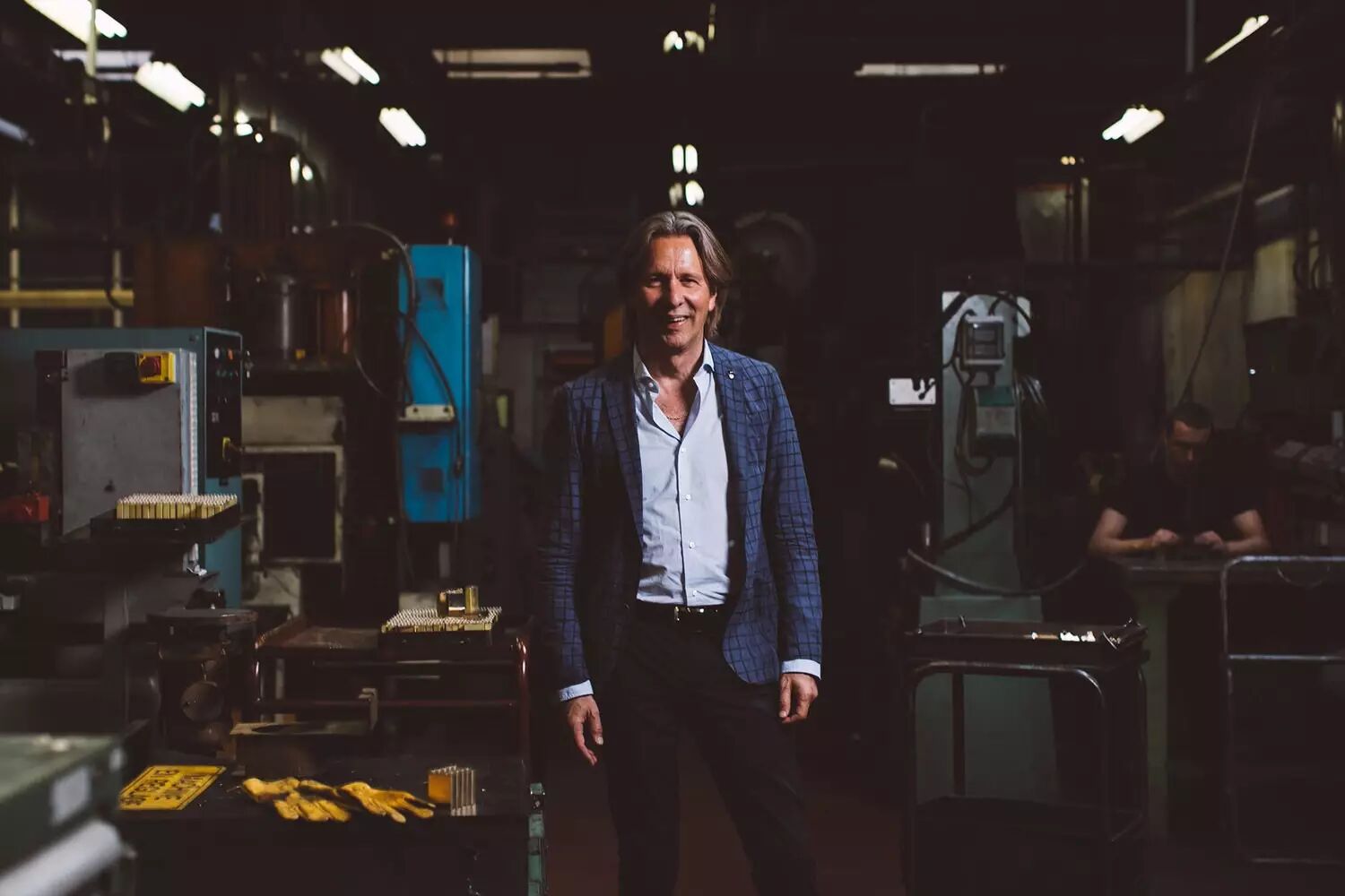 S.T.Dupont法国都彭打火机朗声系列Ligne2镀金钻石菱角打火机16284