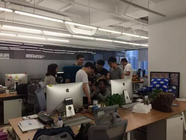 号外！极果入驻BigCyber北京店，AppleWatch开启漂流体验啦