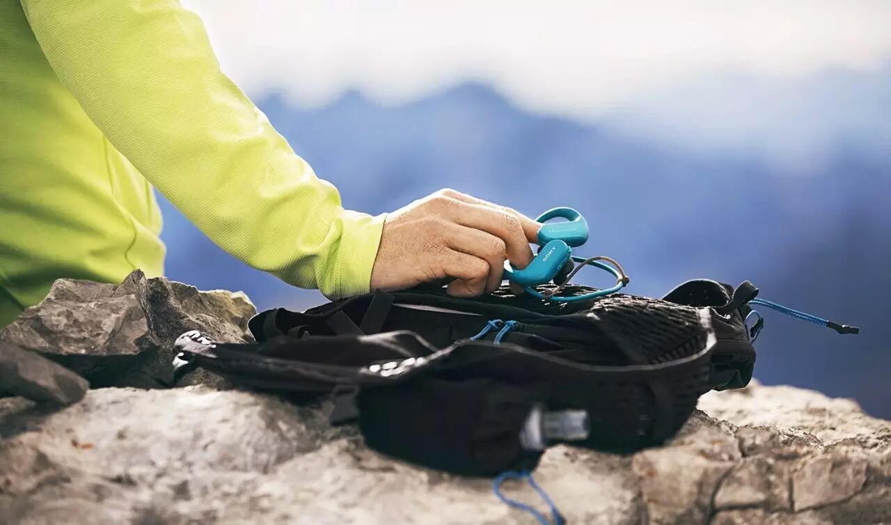 Sony索尼NW-WS414/BMCN可穿戴式运动防水音乐播放器