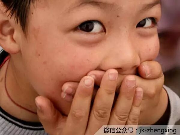 為啥男人不願自己的女人整容？