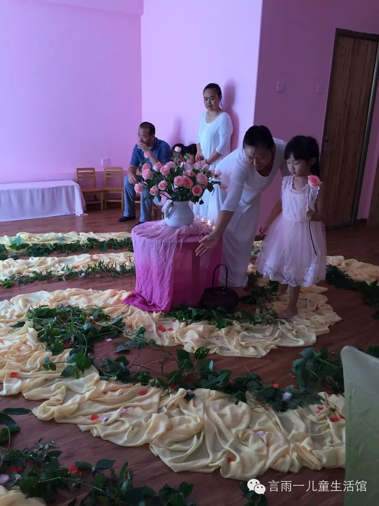 言雨一华德福幼儿园开学仪式--玫瑰典礼