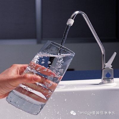 天热喝水,恬净净水