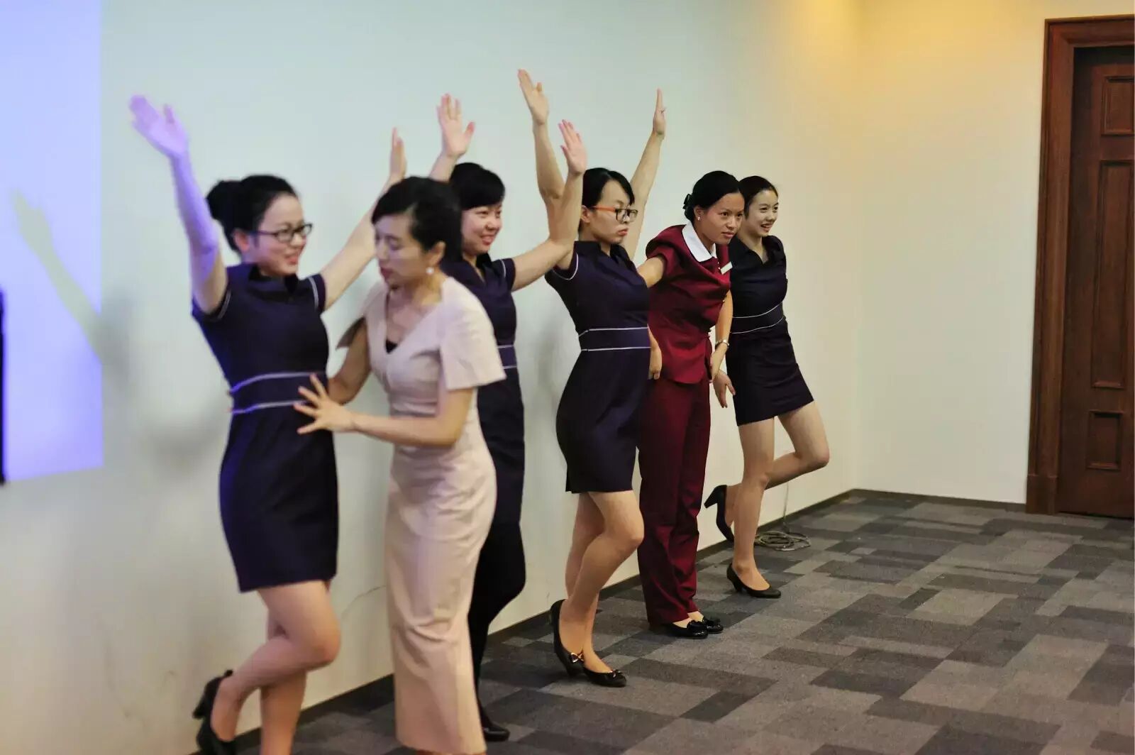 女性职场形象礼仪，你知道吗？