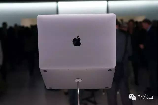 智东西独家：苹果Apple Watch、Macbook真机图赏