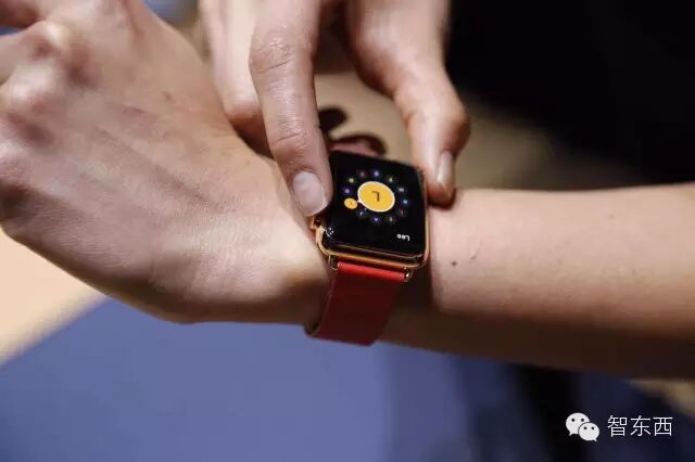 智东西独家：苹果Apple Watch、Macbook真机图赏