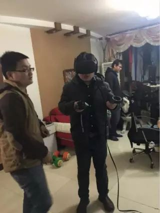邓镓佳:告诉你VR创业者如何寻求政府支持｜创课第13期实录