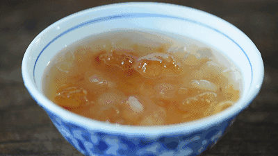 比止咳水还靠谱的润喉止咳汤，为家人收了吧！