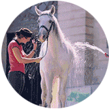 摆地摊,生二胎,没房没车,这对90后夫妻8年照样走遍63个国家!