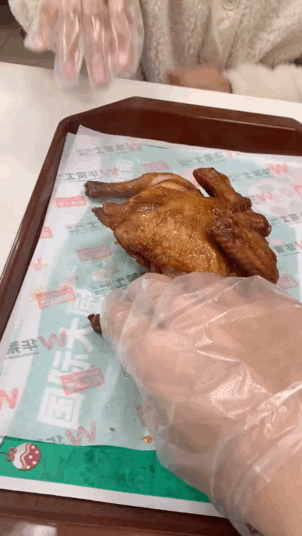 【爆笑】“这是P图还是换头啊？！”网红健身原图流出，哈哈哈哈这素颜太野了...（组图） - 37