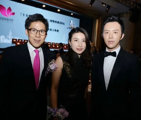 “钢琴王子”李云迪的毁灭史：妈宝男、恋情复杂、多次遇上假名媛