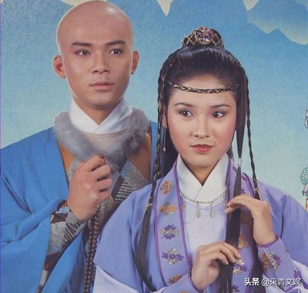 相隔15年,黄日华在同一部剧中,由小和尚成功逆袭成男主角