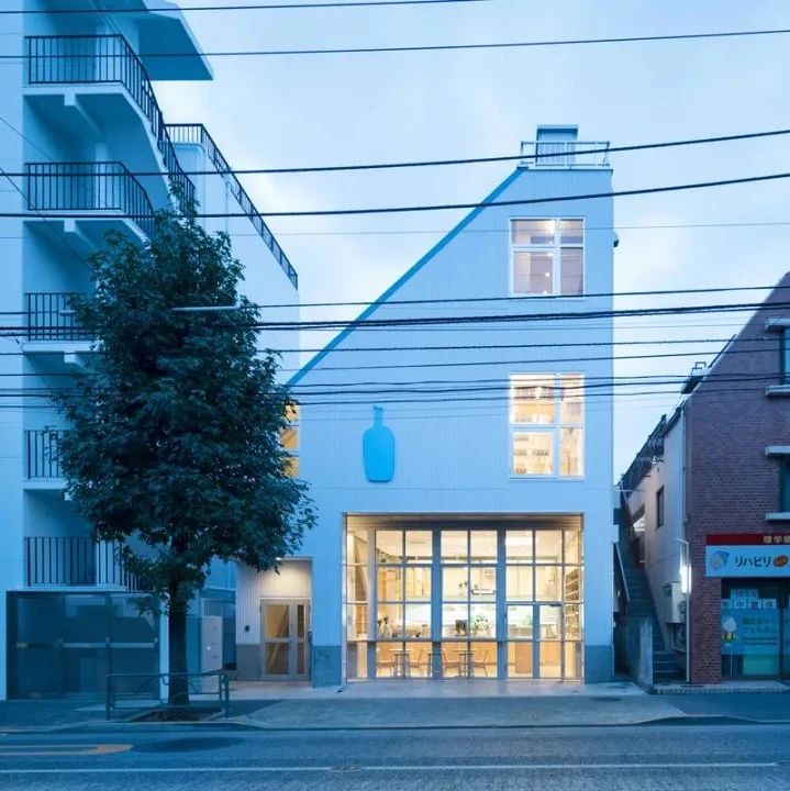 叫板星巴克！日本“网红”设计师，把老厂房改造成咖啡馆，价值47亿，吸引千万人打卡！