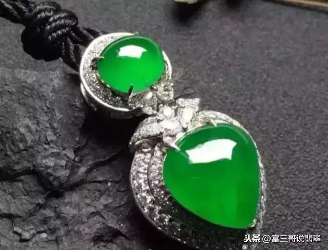 翡翠的裂纹和石纹，会影响翡翠的价值吗？