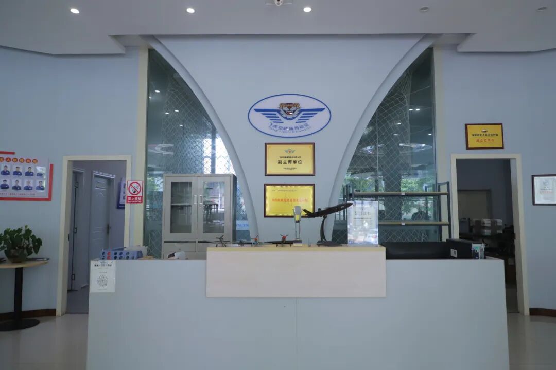 通航大厅 (3).JPG