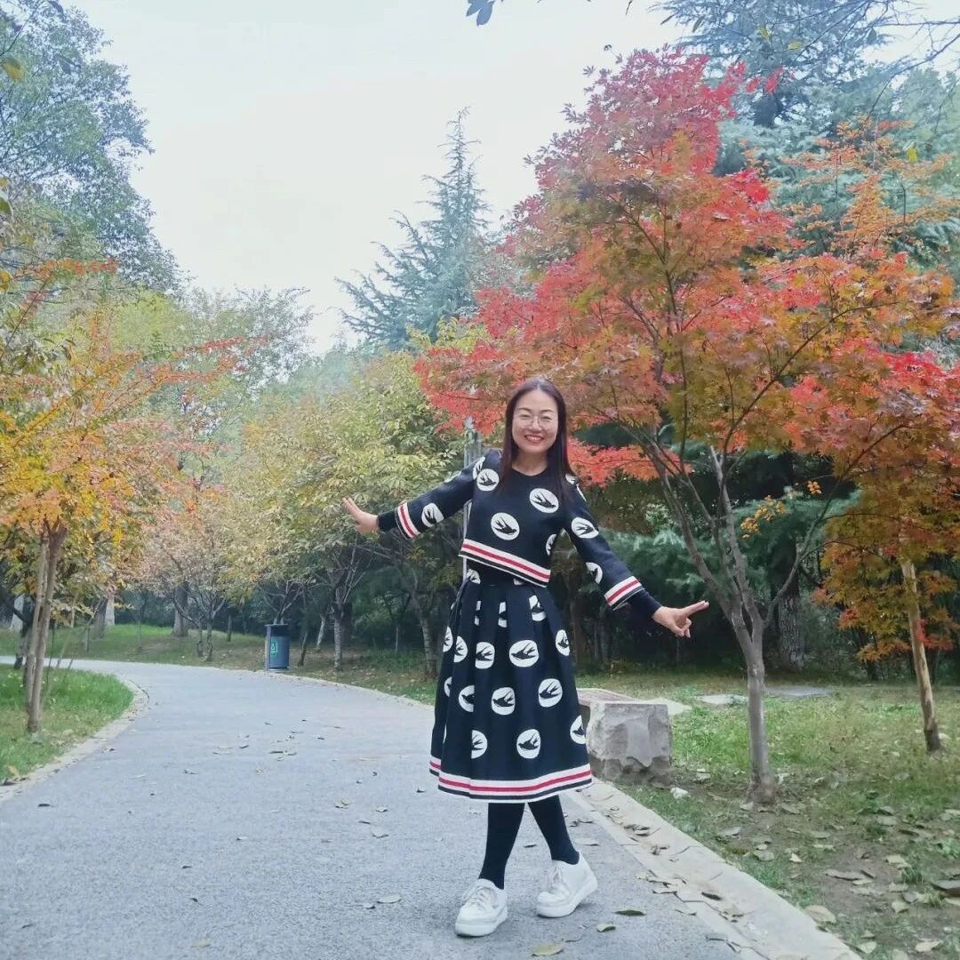 【亚平专栏】我们可不可以不去三味书屋
——《从百草园到三味书屋》教材解读和教学设计（尝试）