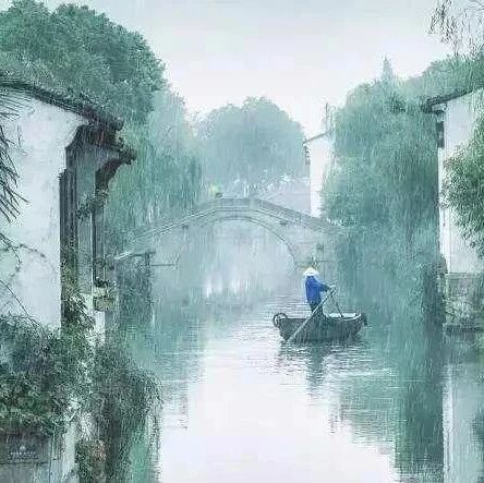 【青春语文·亚平评课】净瓶微倾，雨瓣飘洒 ——评海芹老师《昆明的雨》