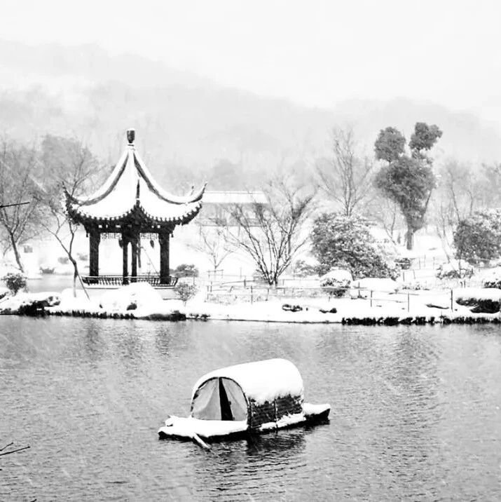 第3296季【张洁素读】我不用知道你是谁——读《湖心亭看雪》