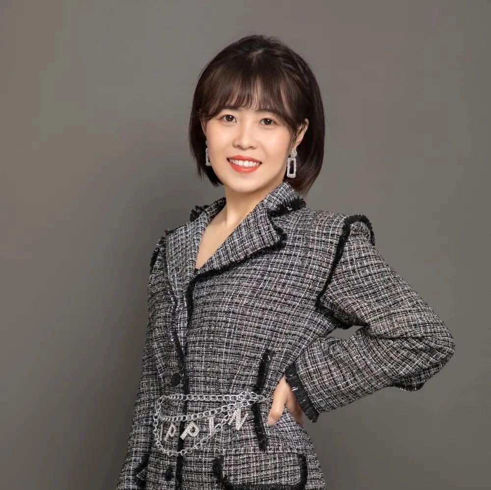 【丽芬专栏】“树洞型”人格的摧毁史——跟着《骆驼祥子》学心理描写