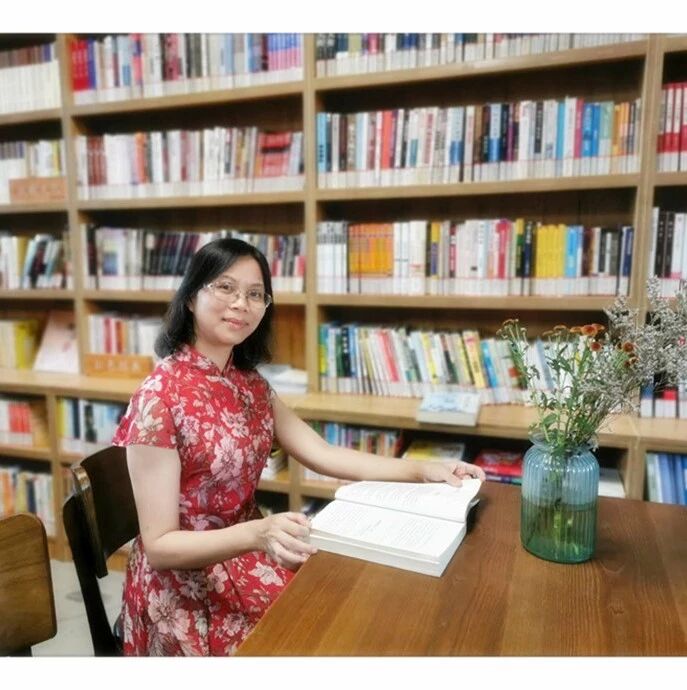 【幸子专栏】巧设计言简义丰，妙赏析意趣盎然——观赵谦翔老师《饮酒（其五）》有得
